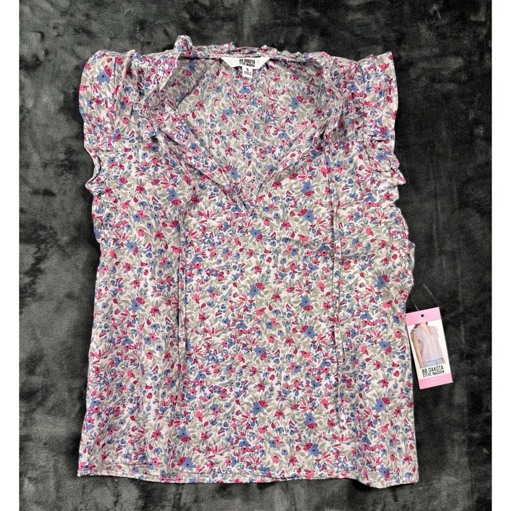 NWT BB Dakota Steve Madden Ditsy Top Women's S Floral Ruffle Sleeve Blouse